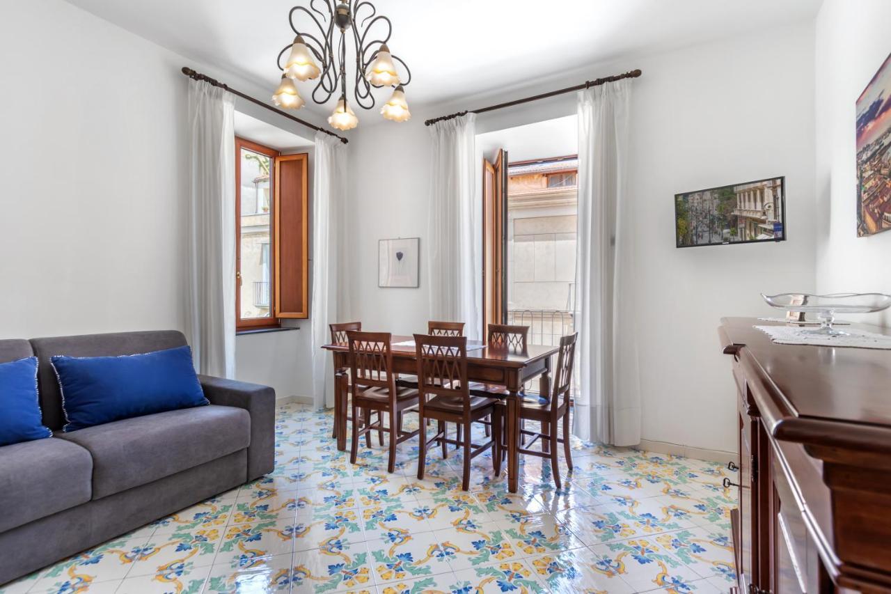 Comfy Apt 4 Sleeps Right In The Centre Sorrent Exterior foto