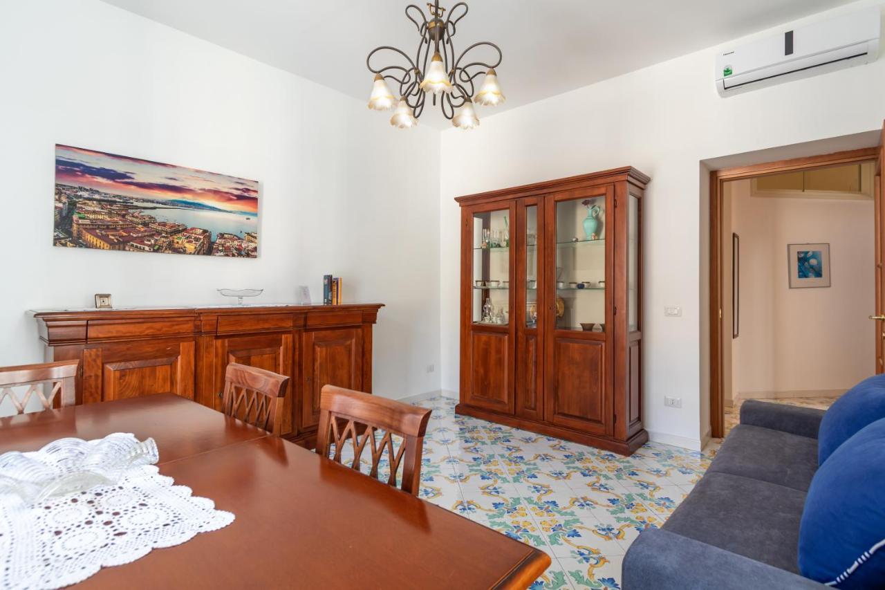 Comfy Apt 4 Sleeps Right In The Centre Sorrent Exterior foto